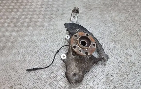 BMW X6 E71 Front wheel hub 6773784