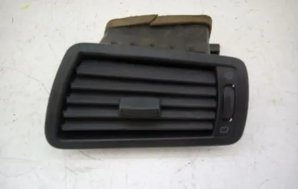 Peugeot 807 Dashboard air vent grill cover trim 