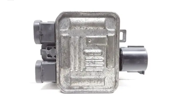 Volvo XC60 Coolant fan relay 940013802
