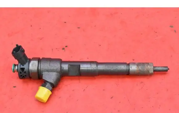 Renault Clio I Fuel injector H8201453073