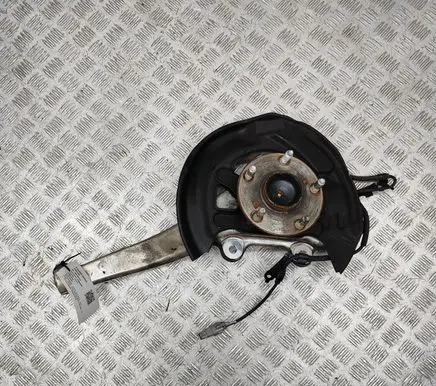 Lexus IS 220D-250-350 Front wheel hub 4320153010