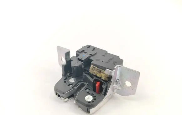 Mercedes-Benz B W245 Tailgate/trunk/boot lock/catch/latch A1697400135