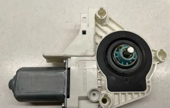 Audi A7 S7 4G Front door window regulator motor 8K0959801B