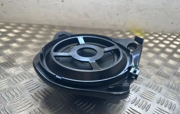 Mercedes-Benz GLC C253 Front door speaker A2058201800