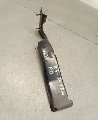 Audi A5 Sportback 8TA Fender mounting bracket
