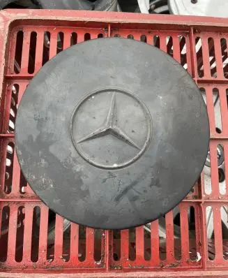 Mercedes-Benz Vito Viano W638 Original wheel cap 6384010325