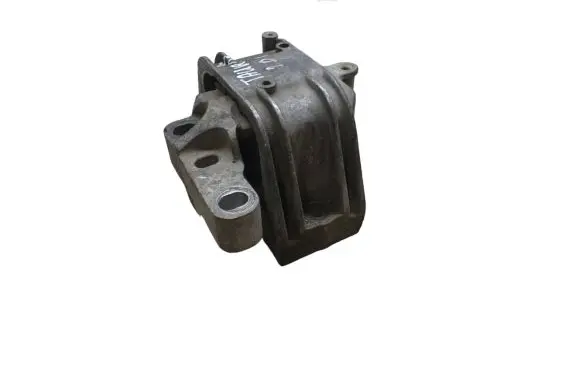 Volkswagen Touran I Engine mount bracket 1K0199262 1K0199262BB