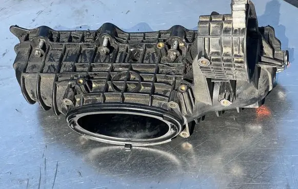 Mercedes-Benz C W204 Intake manifold A651090003