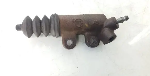 Toyota Avensis T250 Clutch master cylinder