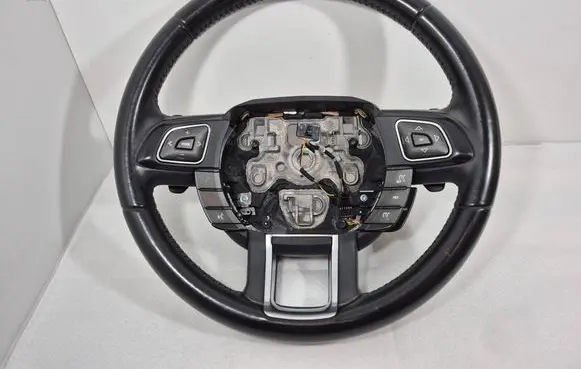 Land Rover Evoque I Steering wheel GJ323F563FA 0060017140