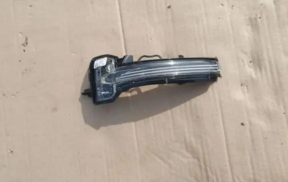 Mercedes-Benz A W177 Mirror indicator light A0999061902