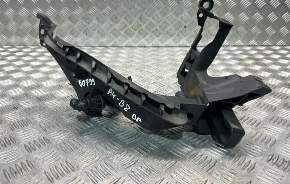 Audi A4 S4 B8 8K Headlight/headlamp mounting bracket 8K0805608B