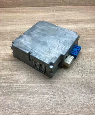 BMW 5 E60 E61 Sound amplifier 6985342