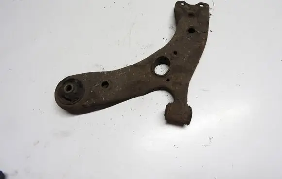 Toyota Auris 150 Rear control arm frdgghtr5654tgtr1