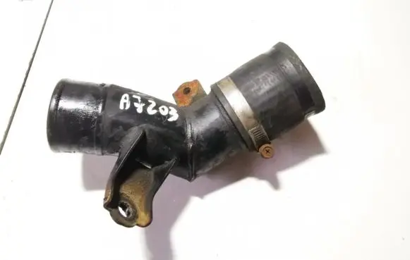 Toyota Avensis T250 Intercooler hose/pipe