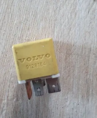 Volvo S40, V40 Other relay 00351075