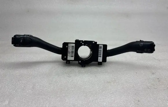 Audi A6 Allroad C6 Wiper turn signal indicator stalk/switch 8L0953513J