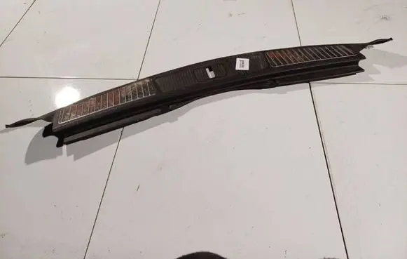 Opel Insignia A Other trunk/boot trim element 13222434