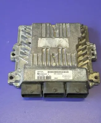 Ford Focus Engine control unit/module BV6112A650NG S180133028A