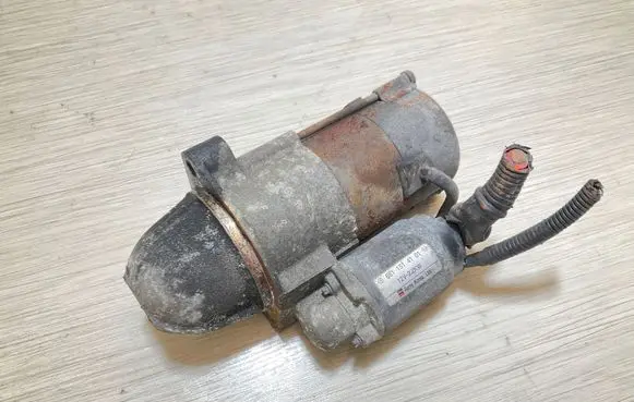 SsangYong Rexton Starter motor 6611514101