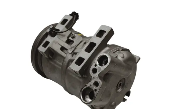 Nissan Navara Air conditioning (A/C) compressor (pump) 3V82045010 Z0009565A 5060120021