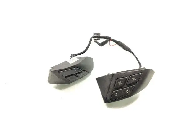 BMW 5 E60 E61 Steering wheel buttons/switches 6983283 6983284