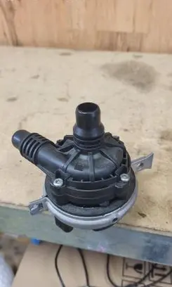 Mercedes-Benz GLC C253 Electric auxiliary coolant/water pump A0005003500