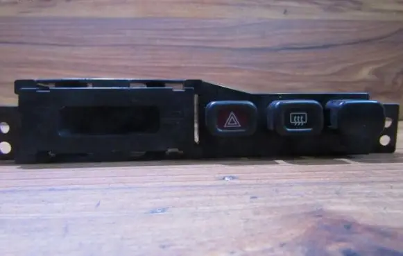 Mazda 323 F Screen/display/small screen