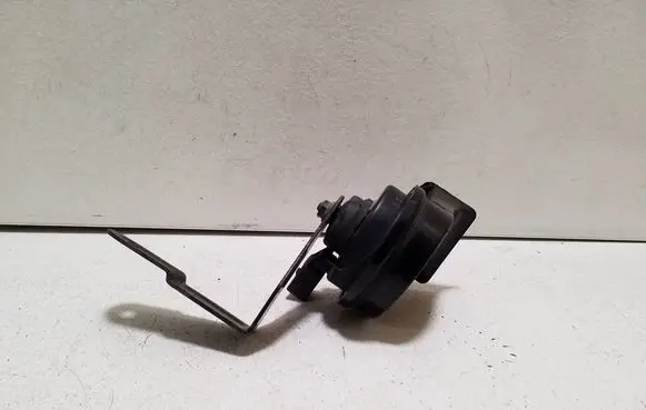 Audi Q3 8U Horn signal 8U0951209