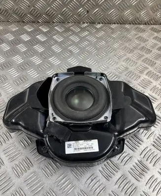 Audi A8 S8 D4 4H Subwoofer speaker 4H0035297