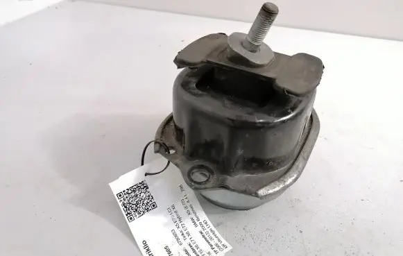 BMW X5 E70 Engine mount bracket 6780653