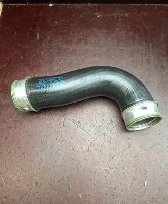 Volkswagen PASSAT B6 Intercooler hose/pipe 3C0145762D 3C0145832D