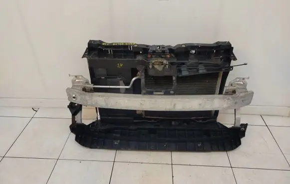 Peugeot 208 I Radiator support slam panel 