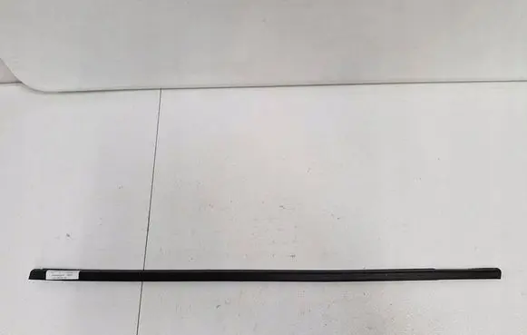 Renault Twingo III Front door trim (molding) 