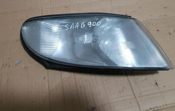 Saab 900 CD Front indicator light