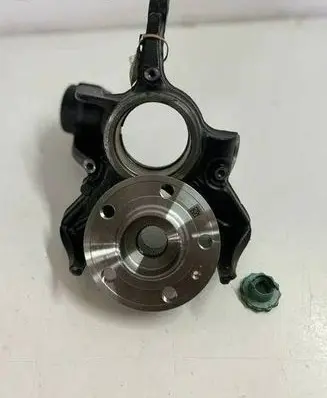 Skoda Fabia Mk2 (5J) Front wheel hub spindle knuckle 6Q0407255AC 20220908