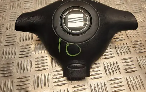 Seat Leon (1M) Steering wheel airbag 1M0880201M