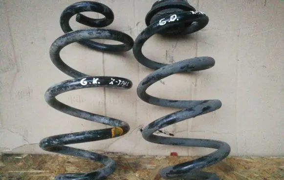 Nissan X-Trail T31 Rear coil spring