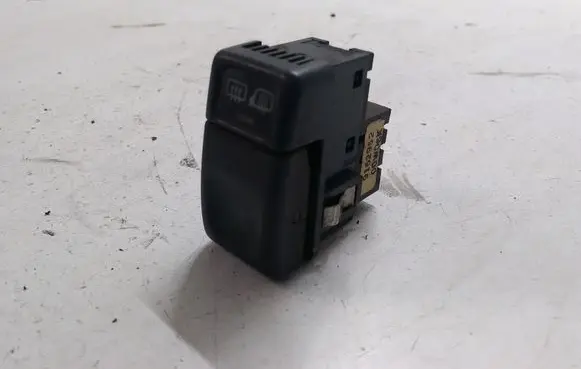 Volvo V70 Mirror heating switch 9162952