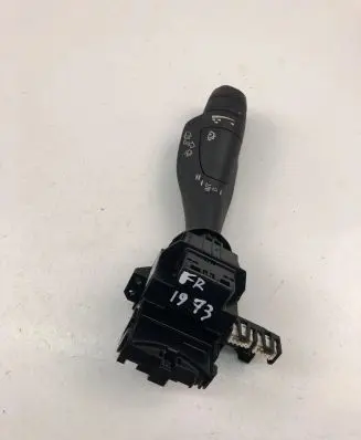 Volvo XC90 Indicator stalk 31674103