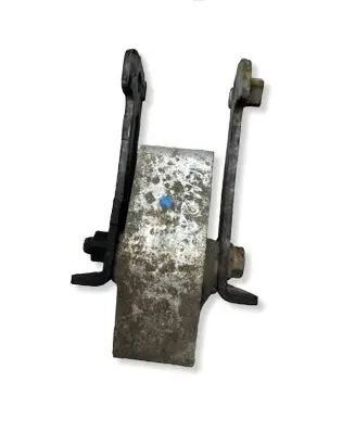 Nissan Murano Z51 Engine mount bracket 113601AT2A