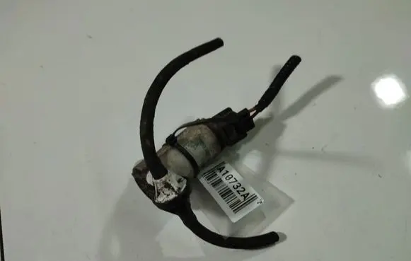 Honda CR-V Windscreen/windshield washer pump EW08MITSUBA