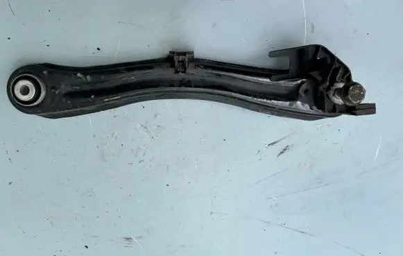Mercedes-Benz CLS C218 X218 Rear control arm A1665460700 A1663520405