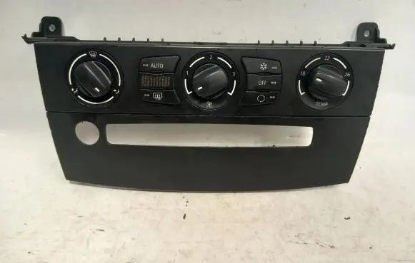 BMW 5 E60 E61 Climate control unit 7063145 14121810