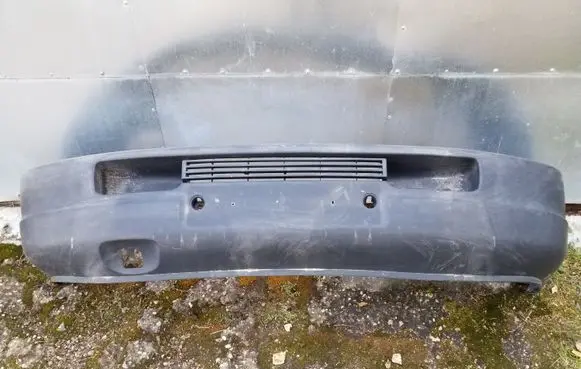 Volkswagen II LT Front bumper