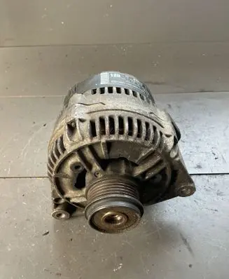 Audi A4 S4 B5 8D Generator/alternator 0123510045 058903016D