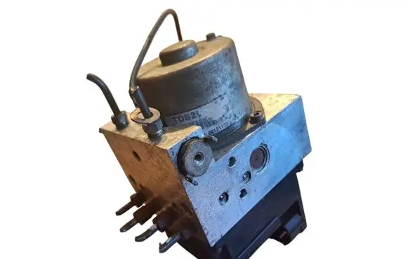 Nissan X-Trail T30 ABS Pump 47600AR005 J2916DC