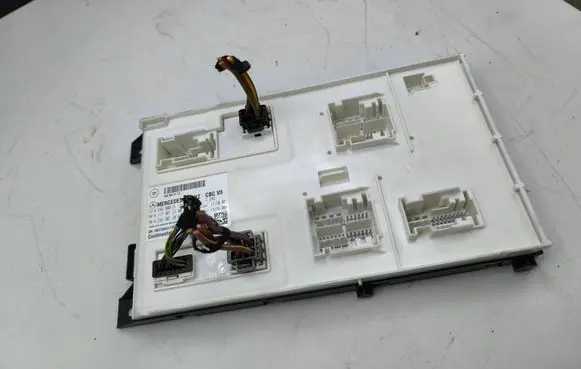 Mercedes-Benz CLA C117 X117 W117 Comfort/convenience module A2469009112 A2469022002
