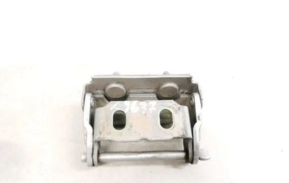 Ford Focus Tailgate/trunk/boot hinge