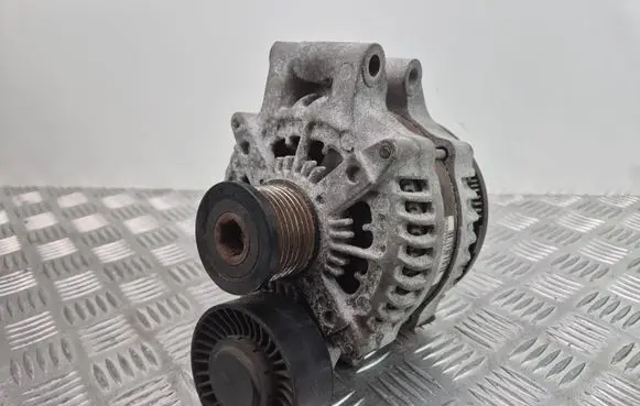 BMW 3 E90 E91 Generator/alternator 7550468